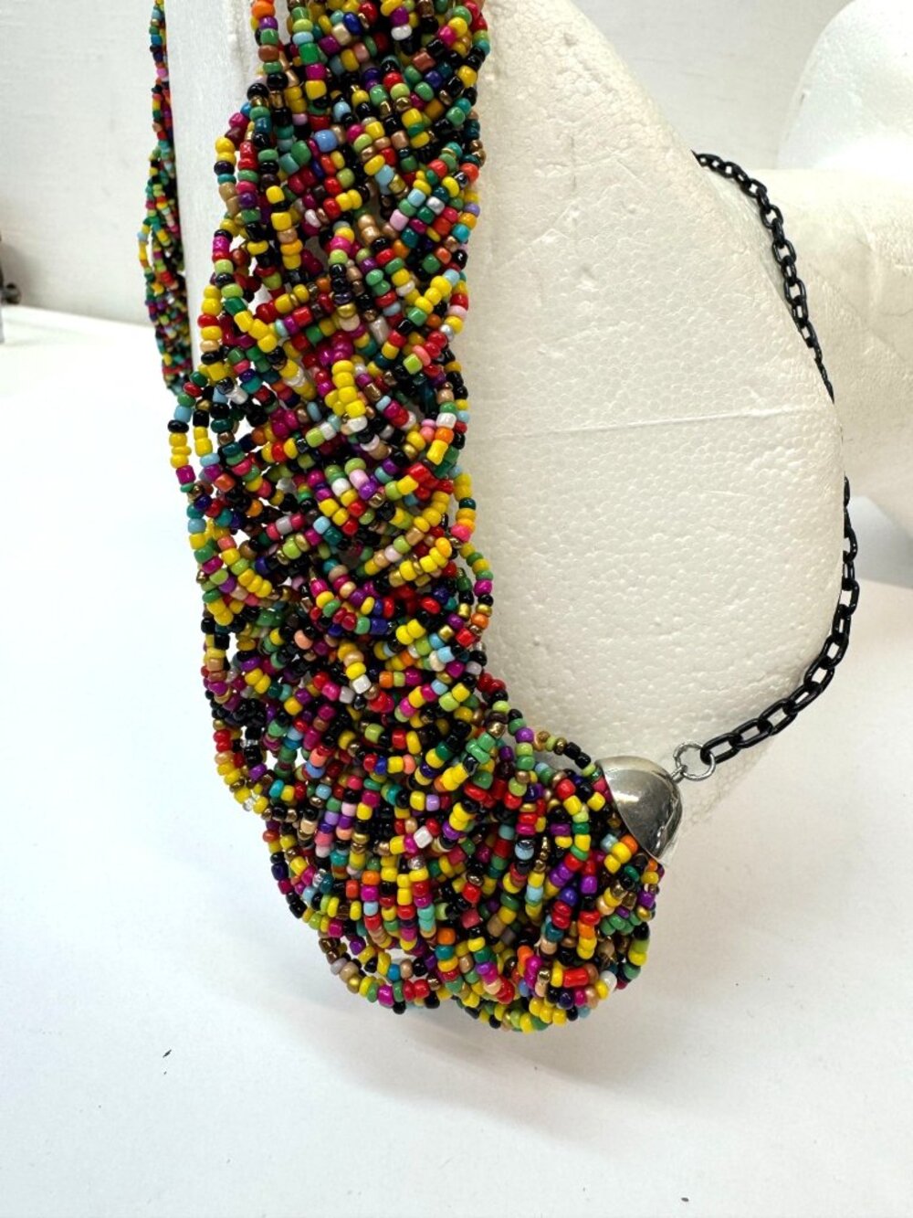 VTG Seed beads necklace -Multicolor - Picture 4 of 6